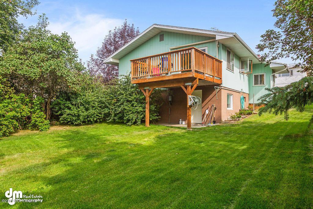 3208 Doris Street - Photo 1