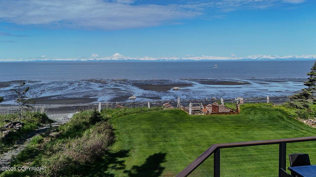 https://bt-photos.global.ssl.fastly.net/alaska/orig_boomver_3_25-202-2.jpg