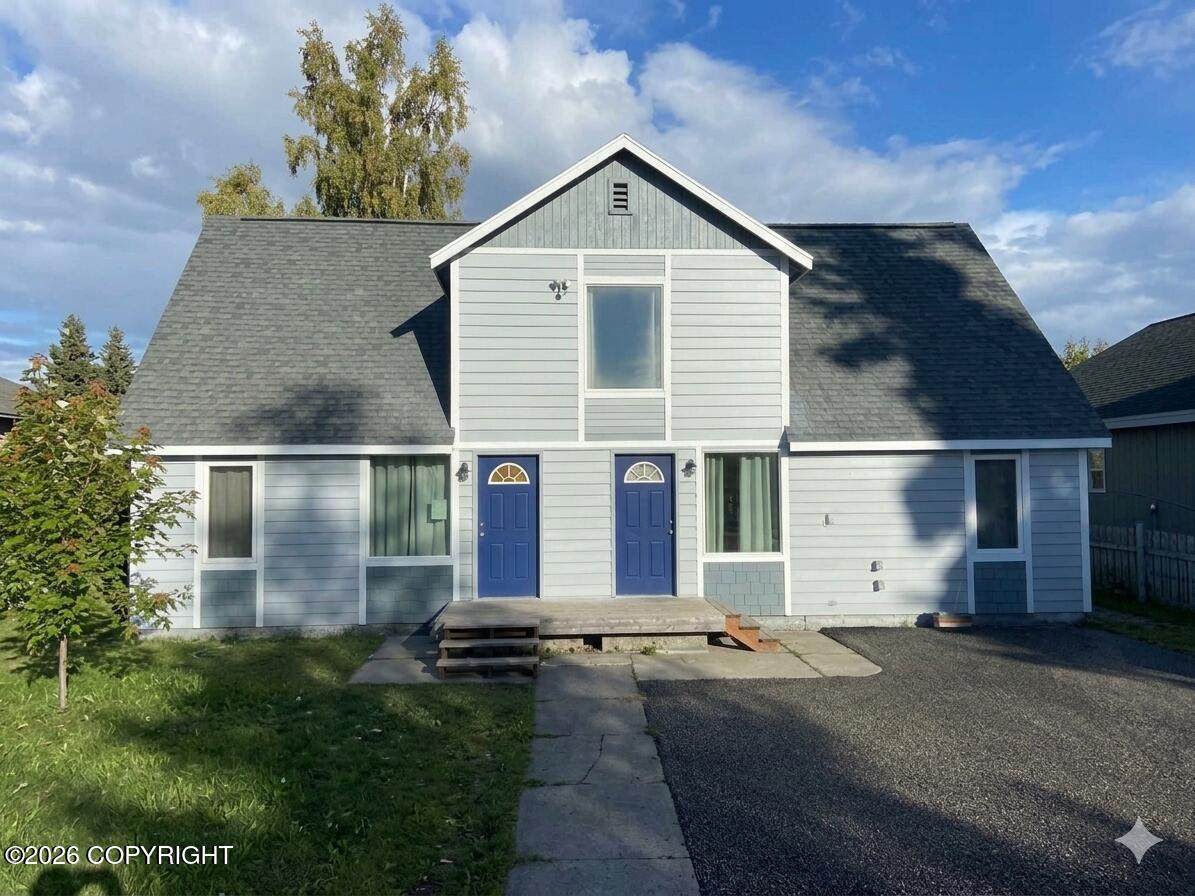 203 Hoyt Street - Photo 1