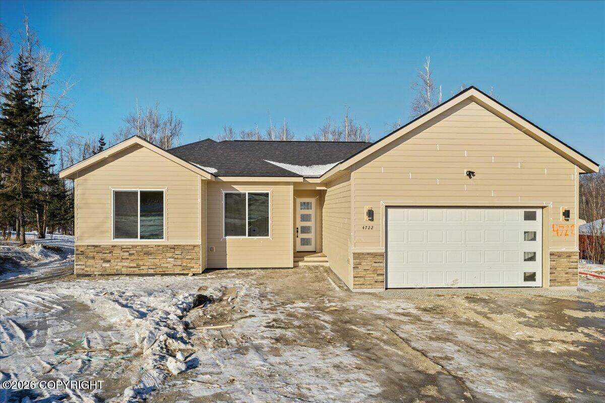 2490 Sanctaury Drive - Photo 1