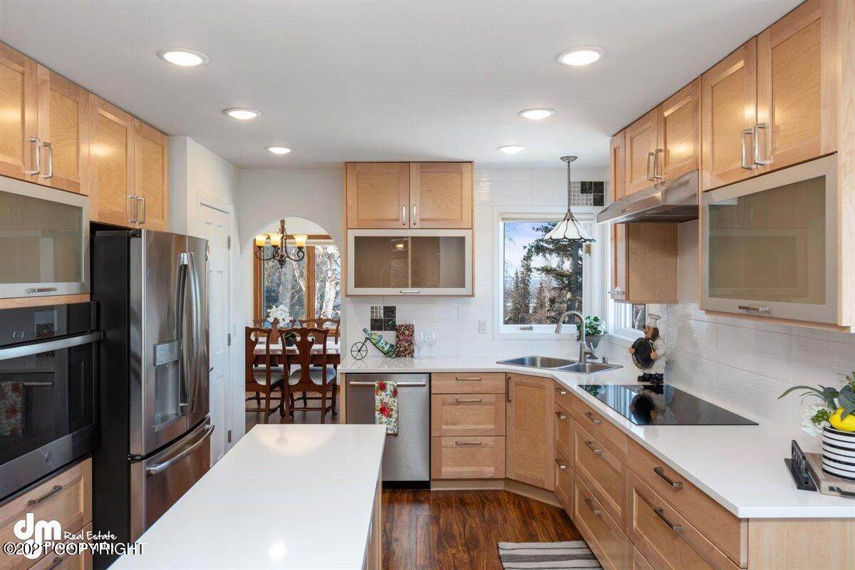 4541 Southpark Bluff Drive - Photo 1