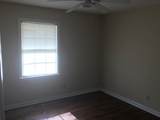 1807 Pineknoll Ln - Photo 18
