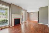 1805 Pineknoll Ln - Photo 2