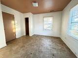 1502 Roosevelt Avenue - Photo 3