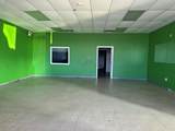 2820 Meredyth Dr - Photo 4