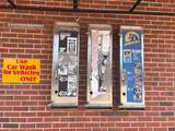 1075 Nicholson St - Photo 2