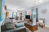 910 Eleventh Ave - Photo 4