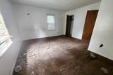 203 Valencia Drive - Photo 19