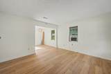 2811 New Castle Ln - Photo 3