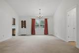 1806 Dorchester Drive - Photo 16