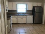 1807 Pineknoll Ln - Photo 10