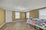 1802 Sumner Road South - Photo 20