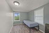1802 Sumner Road South - Photo 21