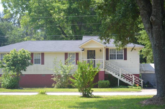 630 Willis Dr - Photo 1