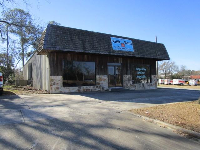 203 W Franklin St - Photo 1