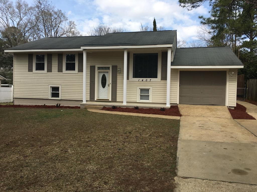 1407 Sharon Drive - Photo 1