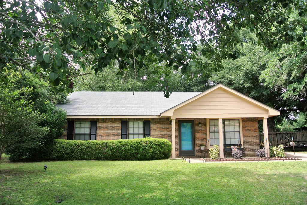 122 Stewart Court - Photo 1