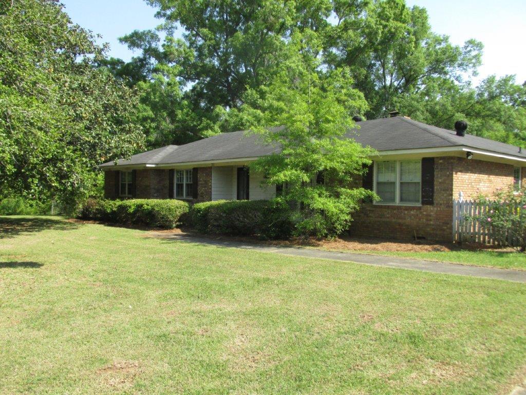 3315 Westgate Dr - Photo 1