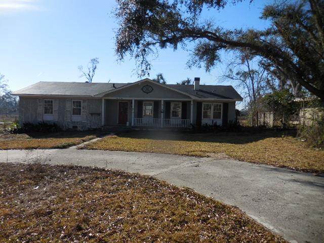 404 Elizabeth Ave - Photo 1