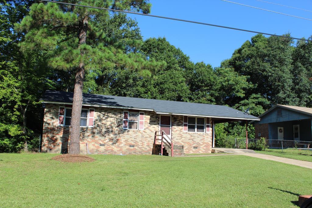 1509 Macarthur Drive - Photo 1