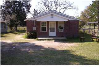 220 Shelby Drive - Photo 1