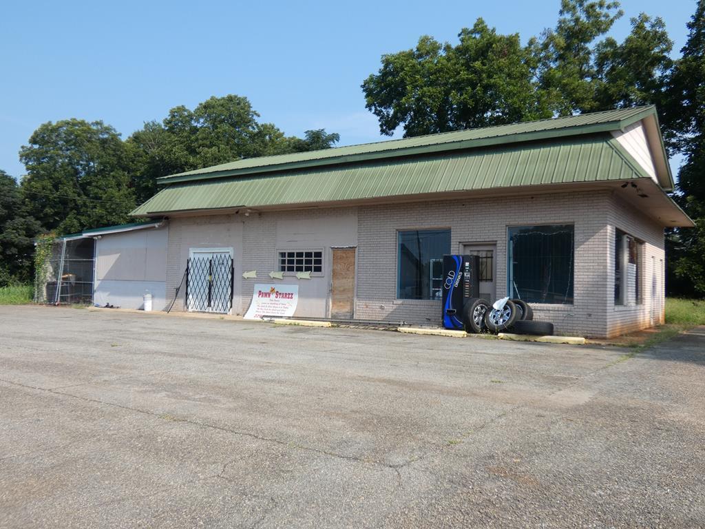262 Graves Hwy - Photo 1