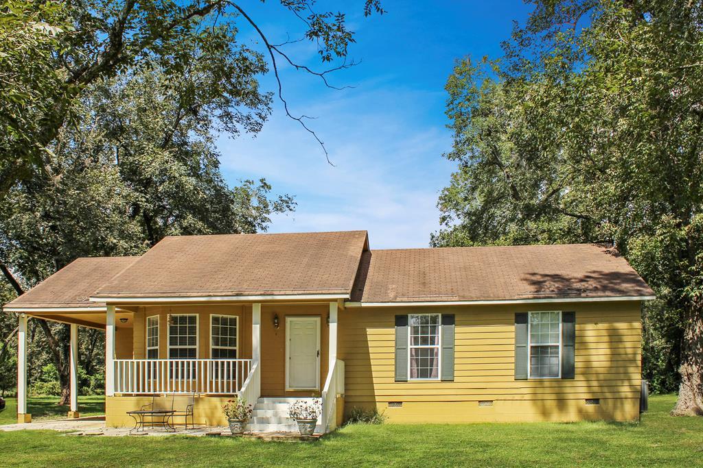 815 Strout Ave - Photo 1