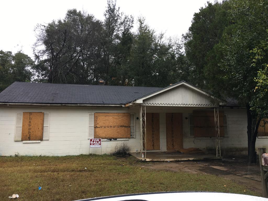308 Harding Street S - Photo 1