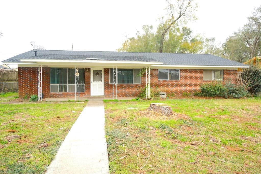2316 Tompkins Avenue - Photo 1