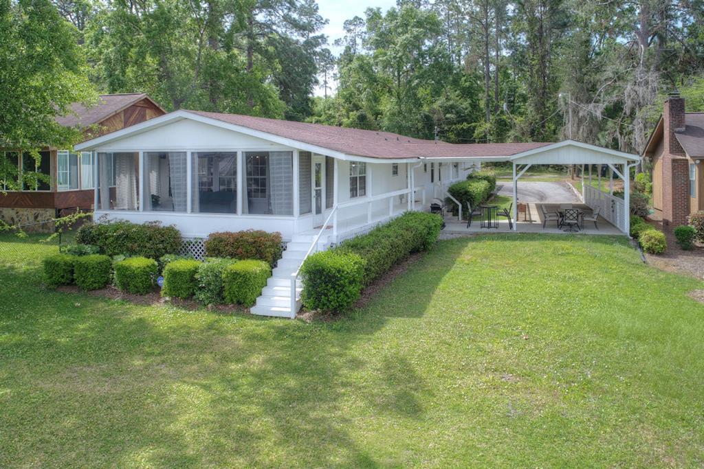 318 Cedar Creek Road S - Photo 1