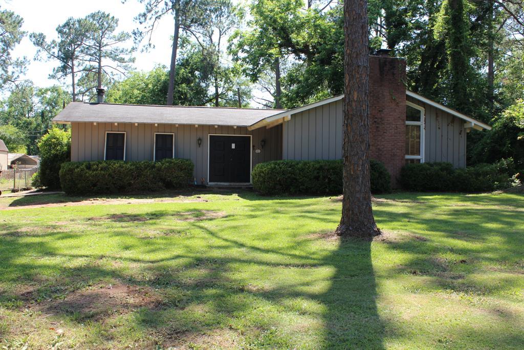 1906 Lynwood Lane - Photo 1