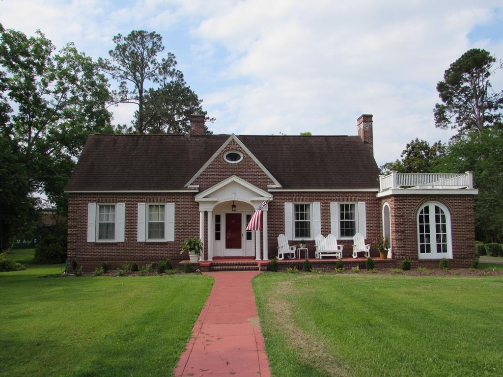 1202 Flower Dr - Photo 1