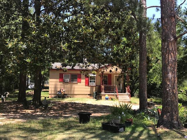 1523 Lincoln Avenue W - Photo 1