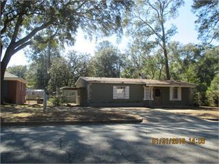 1502 Lincoln - Photo 1
