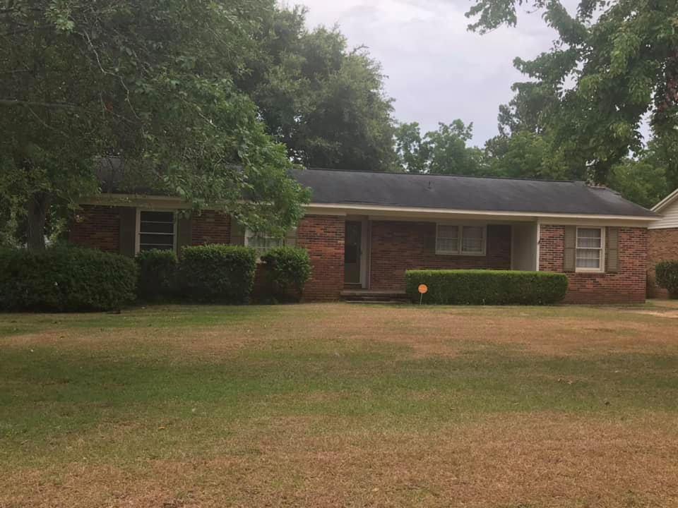 2306 Pembroke Drive - Photo 1
