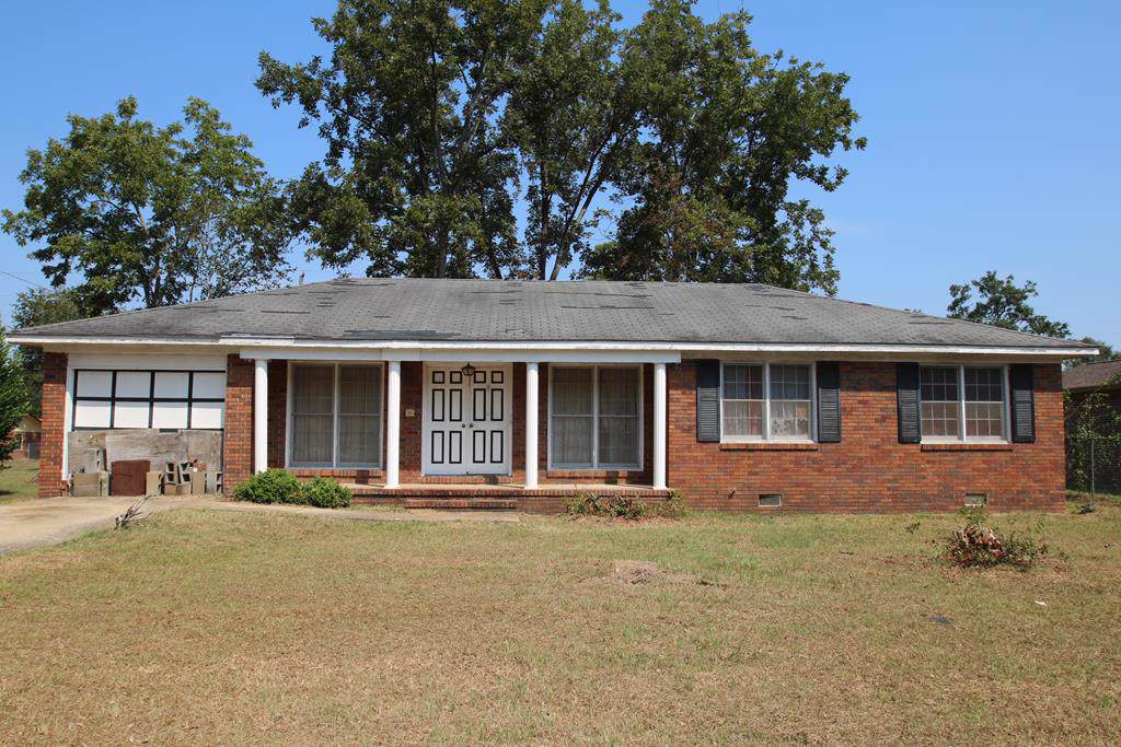 3328 Sweetbrier Road - Photo 1