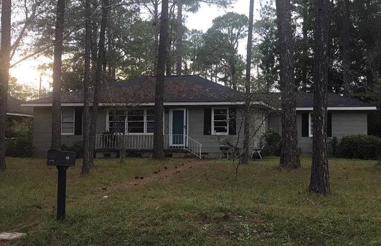 1031 Summit Drive - Photo 1