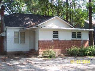 913 Society Avenue W - Photo 1