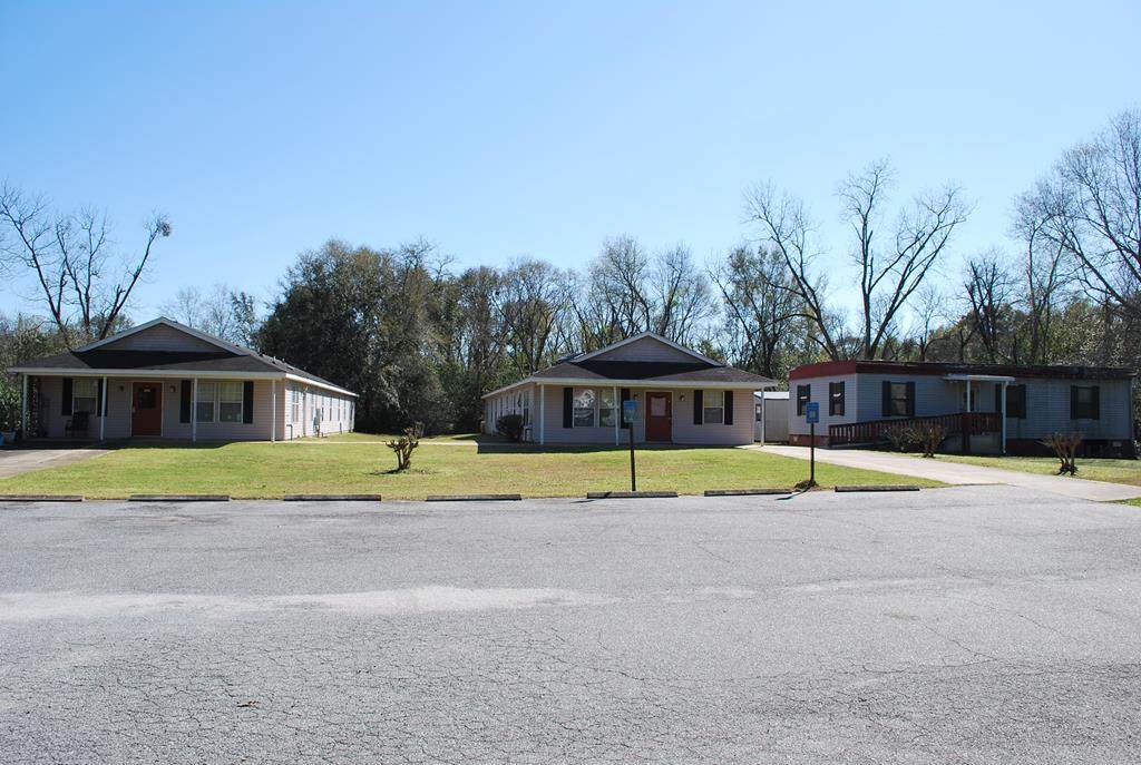 560 16TH AVE - Photo 1