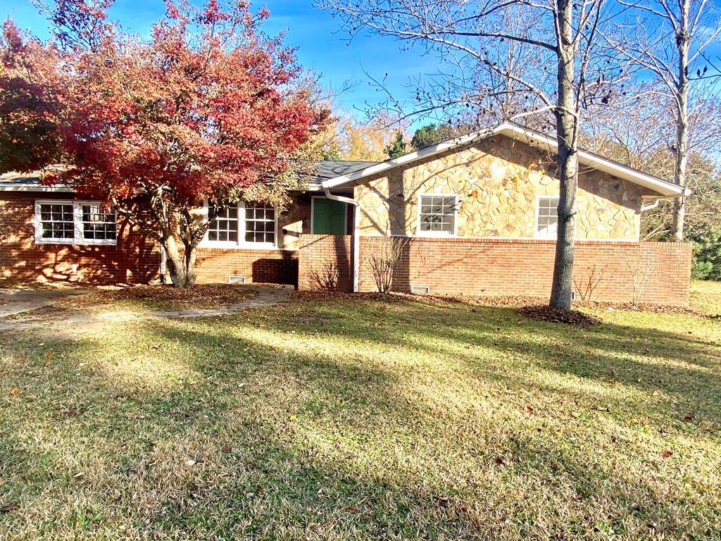 129 Lee Dr - Photo 1
