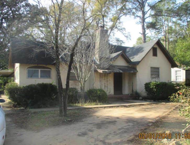 1114 Lincoln - Photo 1