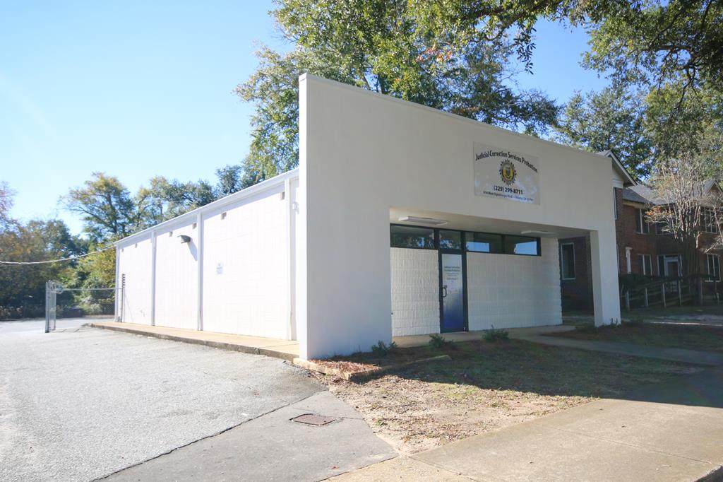 514 Oglethorpe - Photo 1