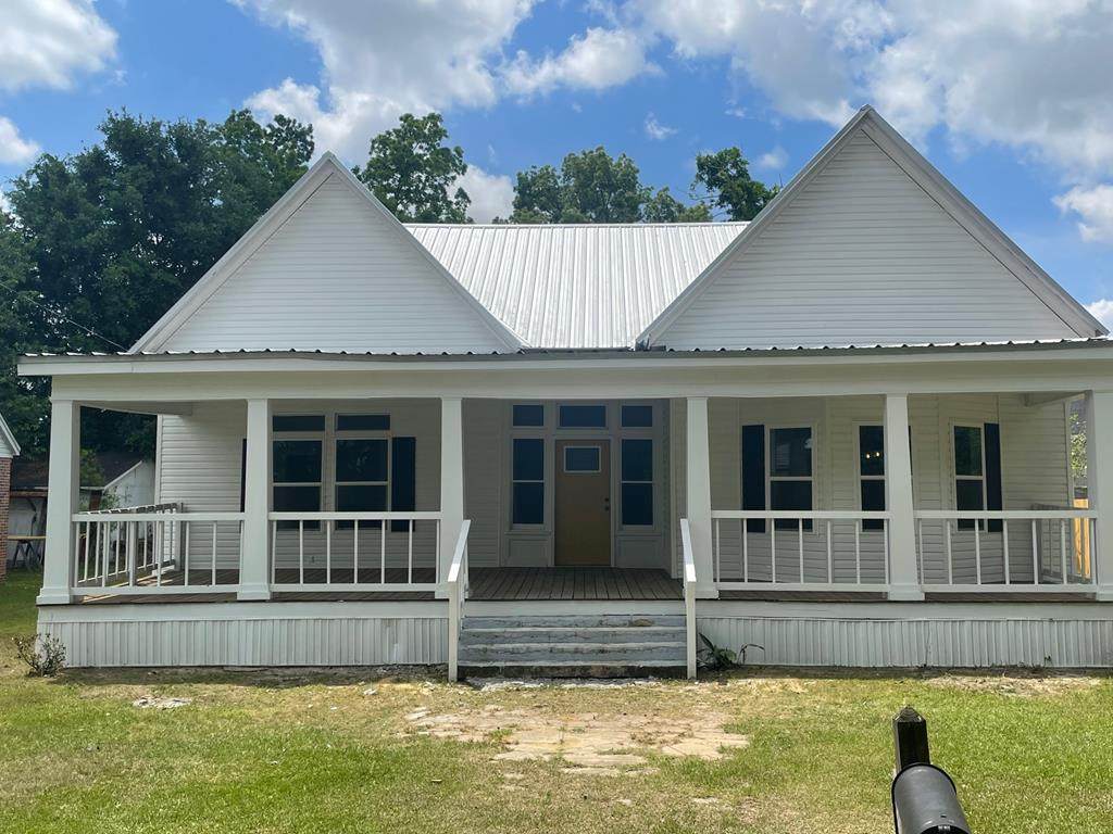 209 Mcdonald Street - Photo 1