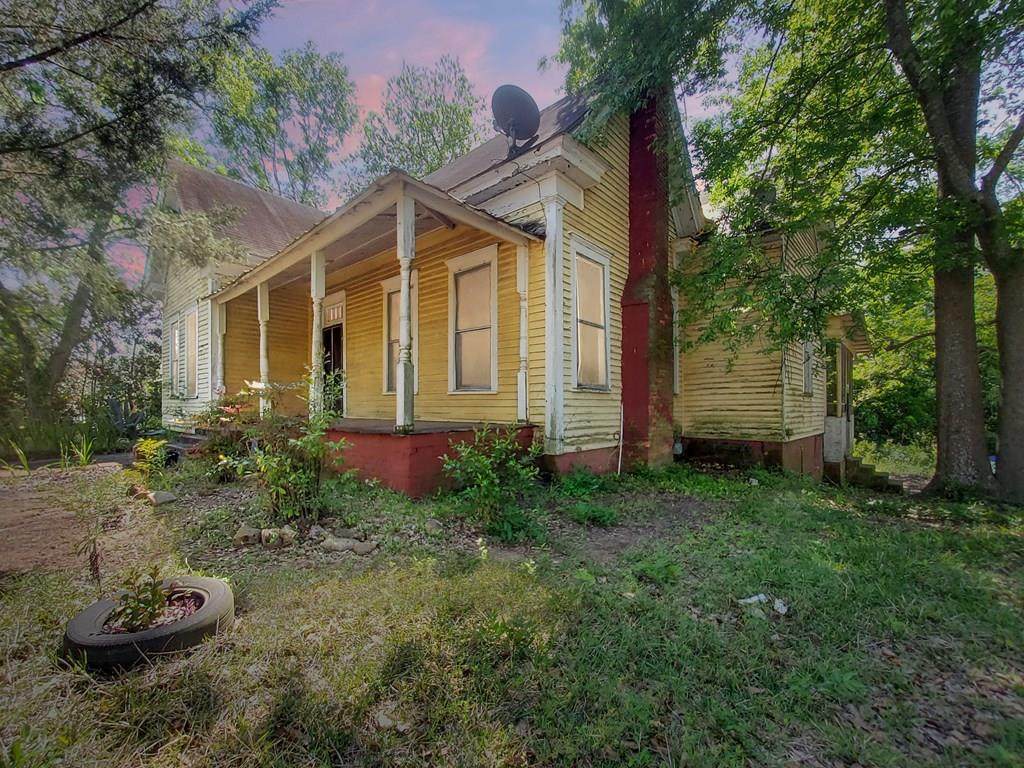 529 Orange St Ne - Photo 1