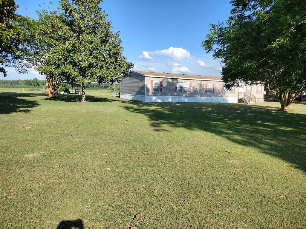 2647 Evergreen Road - Photo 1