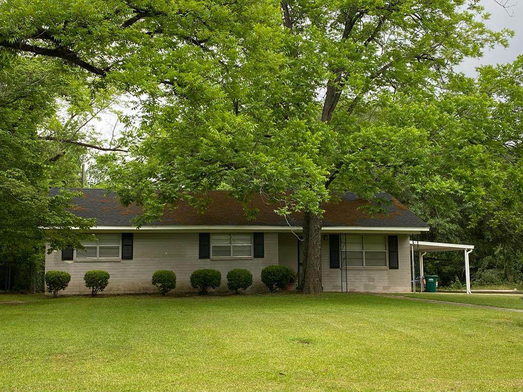 1900 Doncaster Drive - Photo 1