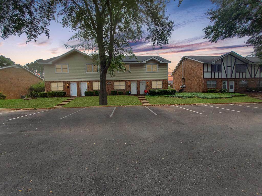2502 #2 Redwood Court - Photo 1