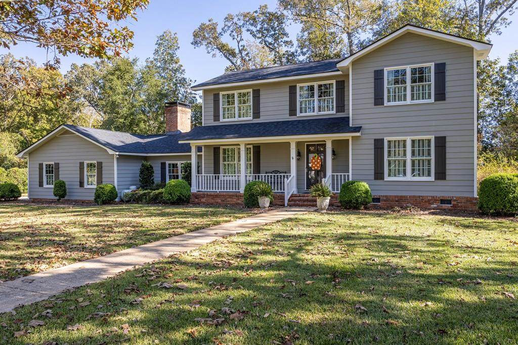 2212 Doublegate Drive - Photo 1