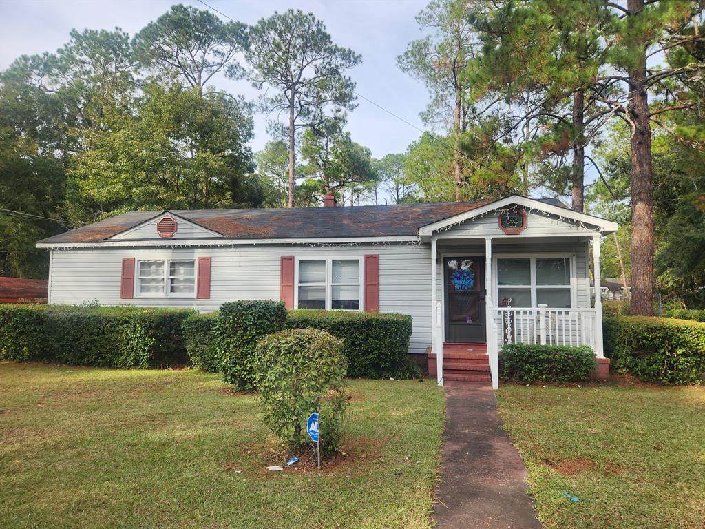 1201 Waddell Ave - Photo 1