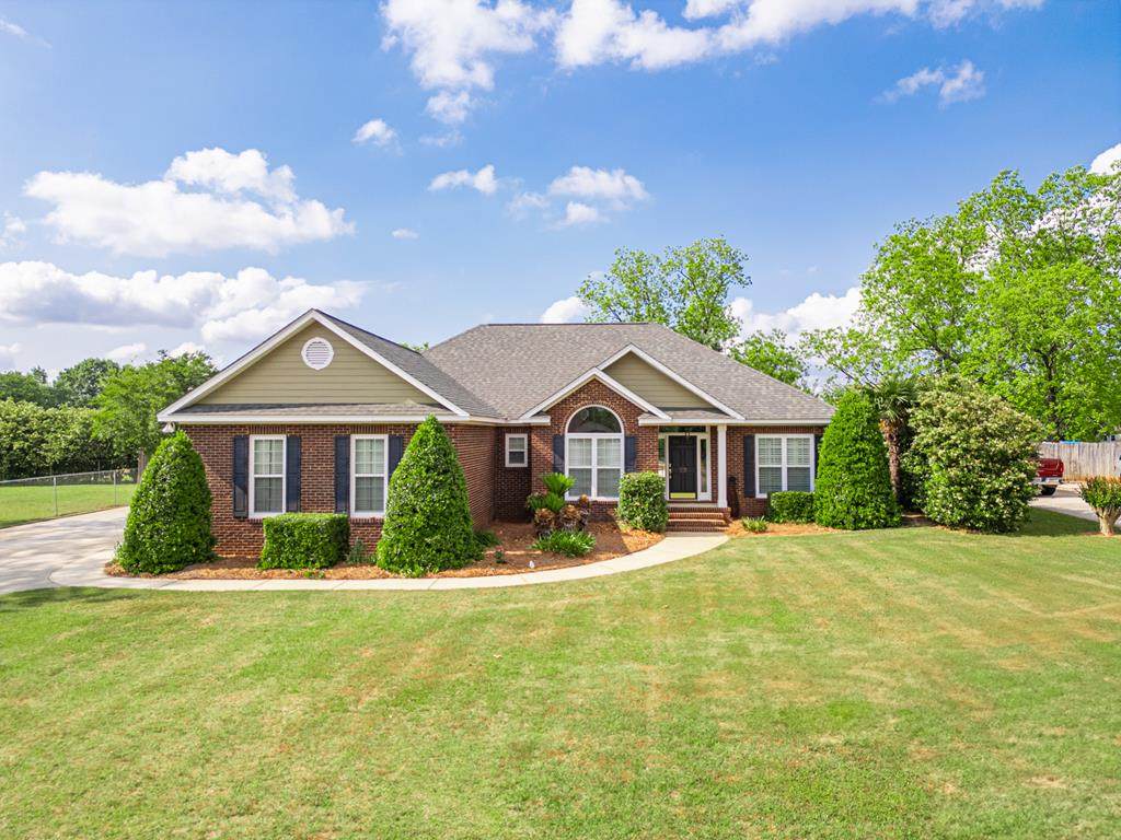 113 Ambleside Drive - Photo 1